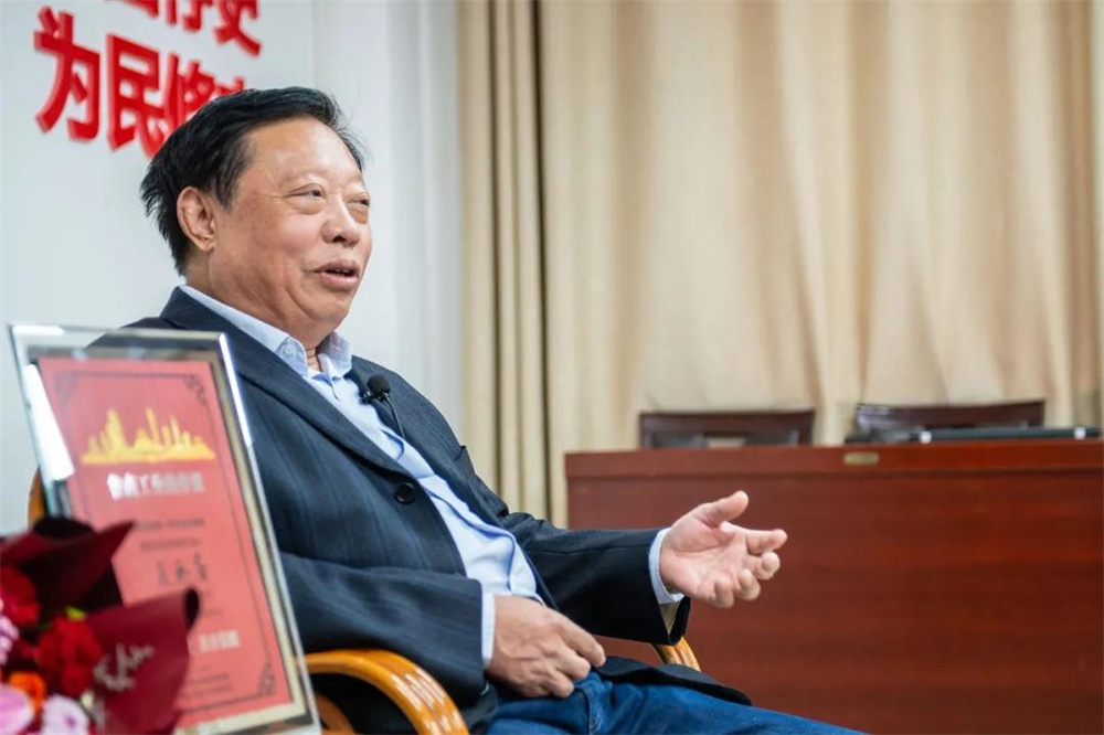 吴承鉴2.jpg